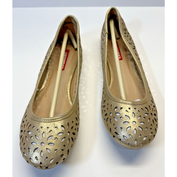 Unionbay Tanya Ballet Flat Women's Size 9 Gold Comfort Slip On Casual New in Box - Picture 2 of 11
